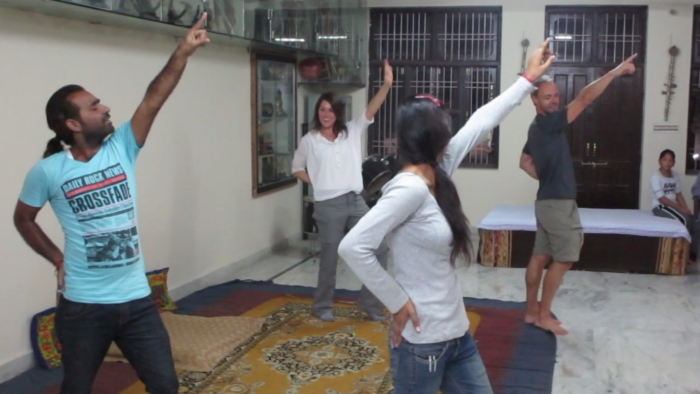 Bollywood dance class in Jaipur - photo by Rob McFarland
